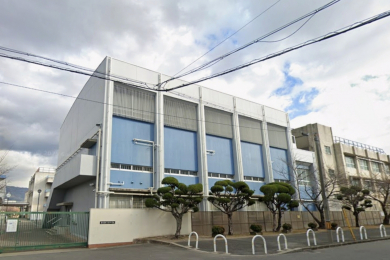 東大阪市立盾津中学校