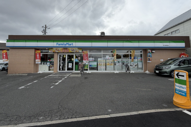 ファミリーマート 枚方東香里店